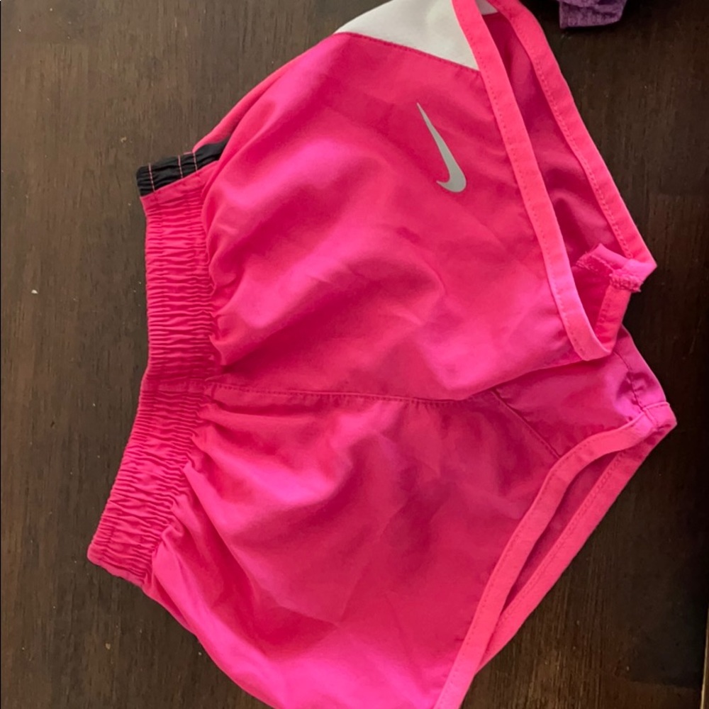 2t Nike dri fit short